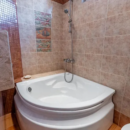 Spacious 3-br Retreat * Sofia
